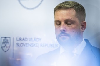 Rebeli z Hlasu obišli vlastného ministra. Dvaja z nich nakoniec Šaška podržali