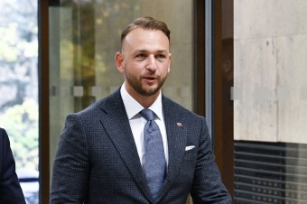 Nemuselo prejsť veľa času, aby sme zistili, aký je Šutaj Eštok slabý predseda