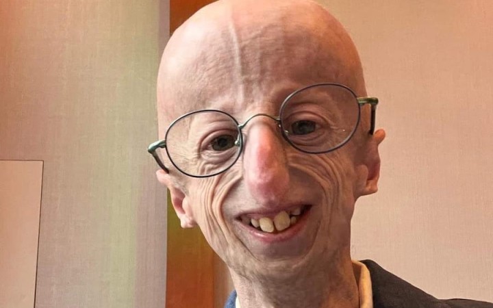 Sammyho láska mení svet. Príbeh svetla a nádeje v roku krízy a vojny