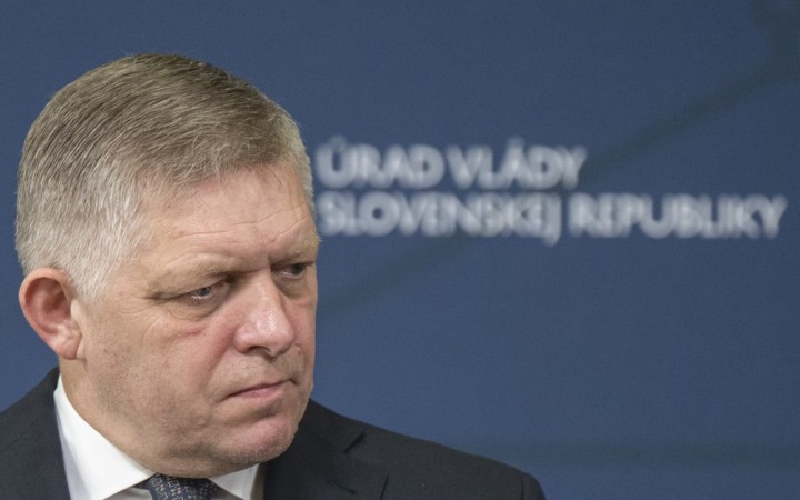 Tvrdí, že nahrávky z chaty sa ho veľmi dotkli. Obmedzí informovanie o pracovných cestách
