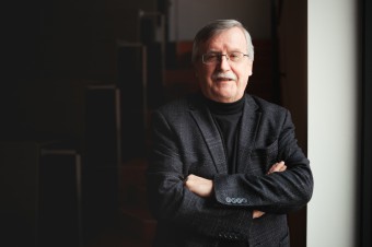 Je dobré, že ten mladý muž prežil, máme tak možnosť zistiť, prečo k tomu došlo
