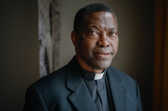 Africkí kňazi na Slovensku? Povedal som aj vašim biskupom, že treba myslieť na budúcnosť
