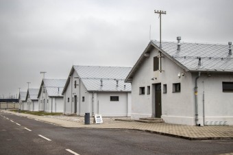 Seredský tábor bol prestupnou stanicou aj do Auschwitzu. Ten oslobodili pred 80 rokmi