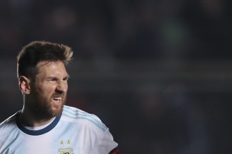 Argentína a Čile postúpili do semifinále turnaja Copa America