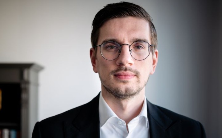 Treba si odkladať a nebáť sa investovania, hoci aj v malom. Štát sa o nás nepostará