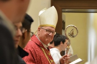 Počas Františkovho pontifikátu má väčšie šance v Bielom dome než vo Vatikáne