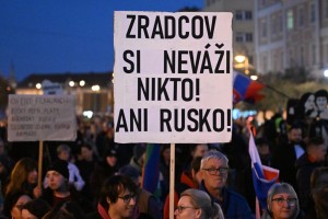 Slovenská hlúpa a impotentná zahraničná politika v podaní maestra Fica