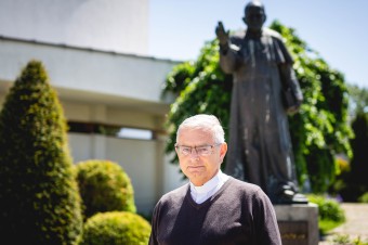 Žiaden hovorca by nezverejňoval o hlave štátu také detaily, ako to vidíme teraz pri pápežovi