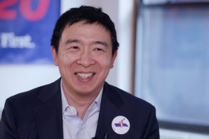 Univerzálny základný príjem a Andrew Yang