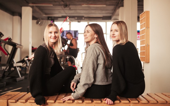 Po škole do posilky. Tínedžeri chcú mať svaly. Hovoria, že im to pomáha aj psychicky
