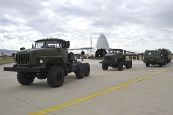 V Turecku pristálo štvrté lietadlo s komponentmi ruského systému S-400