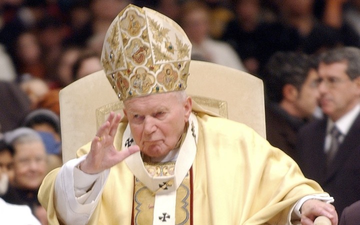 Bol pápežom do posledného výdychu. Jeho umieranie sledoval v priamom prenose celý svet