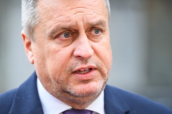 Chce predložiť uznesenie, ktorým vyzve Fica blokovať protiruské sankcie