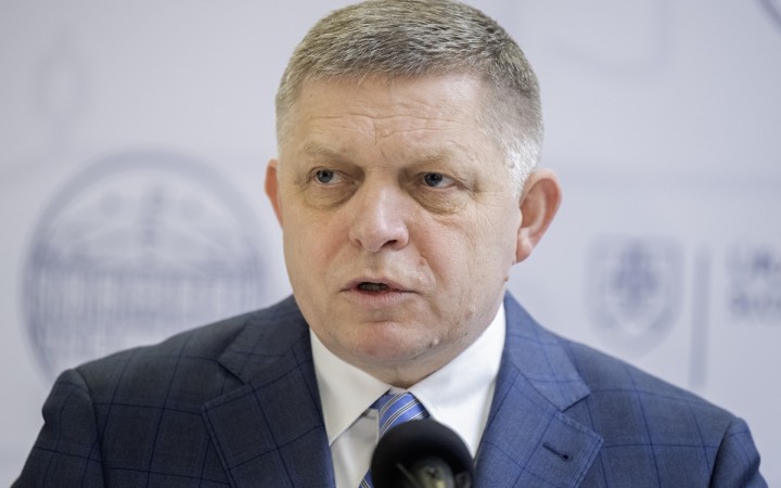 Premiér Fico neprišiel do TA3, podľa prezidenta Zemana pre zranenie z atentátu