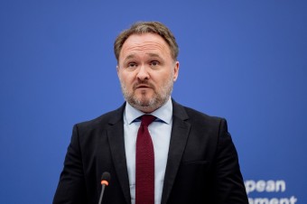 Ropy a plynu je na trhu dostatok, veľká časť sveta je však závislá od obohacovania uránu v Rusku