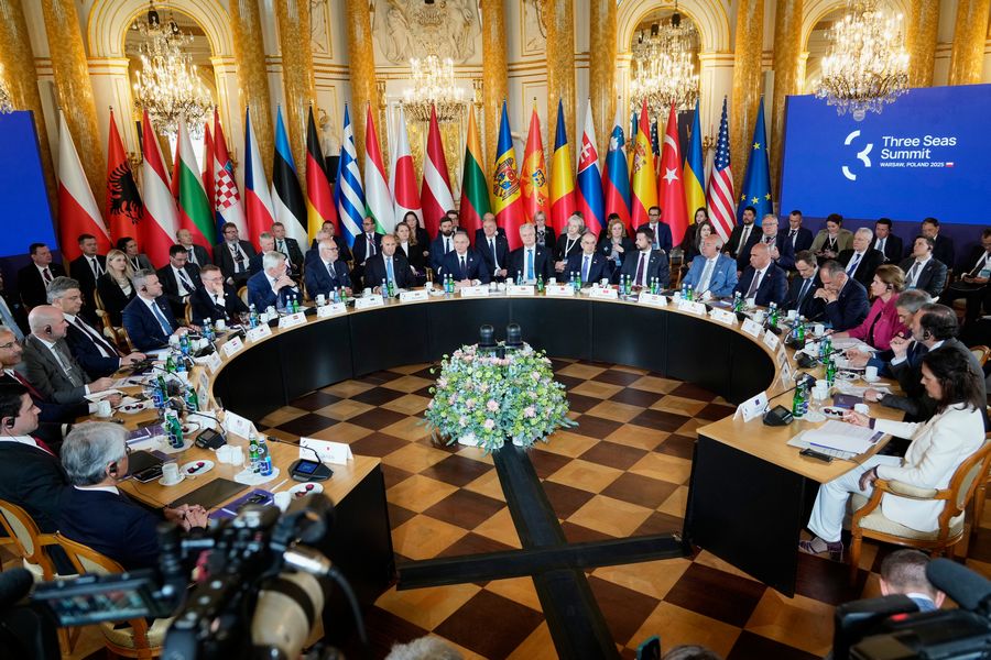 Summit Trojmoria – nová stredná Európa?