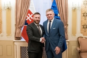 Šéf WHO volal Ficovi, aby zmenil postoj. Robí to len pre politické body, tvrdí Pellegrini (otázky a odpovede)