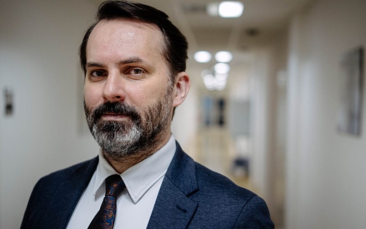 Naše zdržanie sa pri pandemickej zmluve neznamená nič. Sú to len politické tančeky