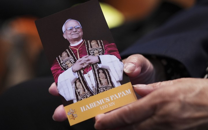 Nový pápež odvolal arcibiskupa známeho kontroverznými výrokmi. Je to prvá lastovička?