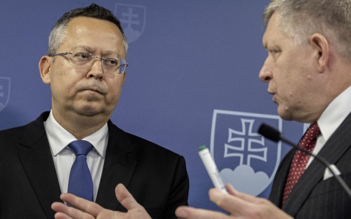 Nie demokracia je neefektívna, ale vlády Smeru sú neschopné