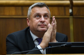 Poslanci posunuli Dankov návrh do druhého čítania. Hlas navrhne, aby sa nazvala „daň Igora Matoviča“