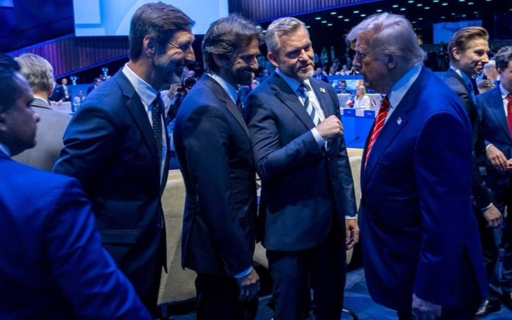 Nikto nedostane výnimku. Pellegrini dementoval tvrdenie Orbána, že Slovensko nechcelo Zelenského za stolom