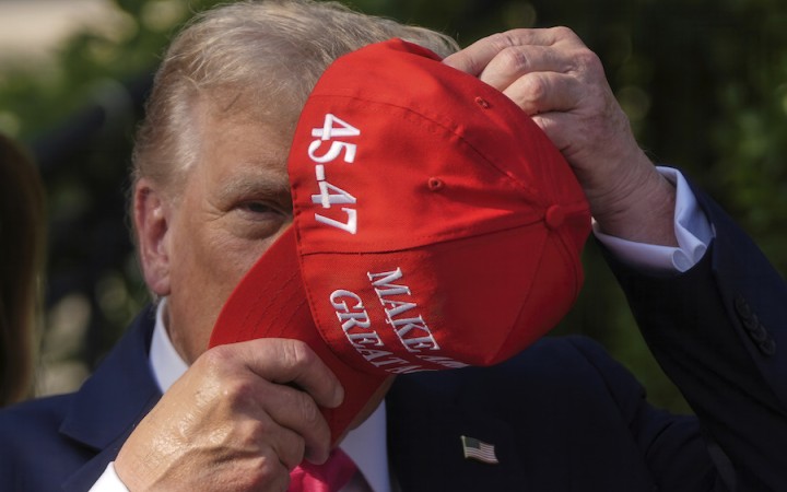 Trumpov plán nezastavila ani kritika náboženských lídrov či odvolávka na pápeža Leva XIV.