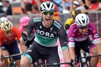 Saganov kolega Bennett zvíťazil aj v 3. etape BinckBank Tour