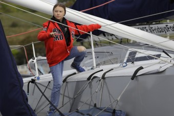 Aktivistka Greta Thunbergová vyplávala na jachte do USA 