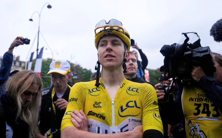 Tadej Pogačar sa stal štvrtýkrát celkovým víťazom Tour de France