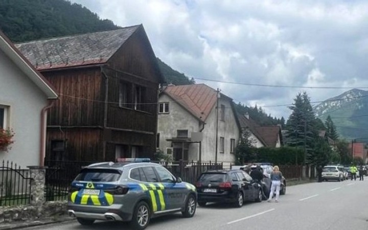 Muž napadol kňaza na fare, polícia ho zadržala. Na incident zareagoval biskup Trstenský