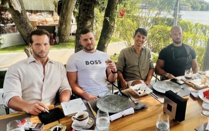 Keď mladá garda Smeru buduje hrádze proti progresivizmu