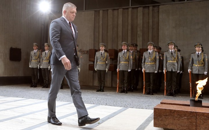 Citoval Hitlera, chválil Husáka. Fašizmus podľa neho trvá, dôsledkom je snaha o novú vojnu a porciovanie Ruska