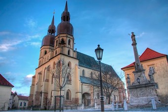 Vatikán zrušil benediktínov v Komárne. Tých, čo sa sporili s Oroschom 