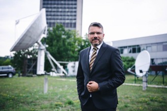 Jozef Hajko v O 5 minút 12 končí, diskusiu RTVS bude moderovať Marek Makara