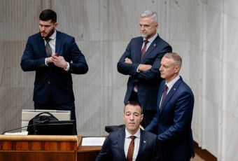 Koalícia začala diskusiu v noci bez avíza. Raši uisťuje, že na rozpravu bude dostatok času