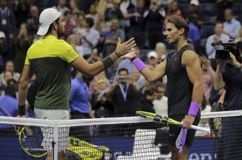 V nedeľňajšom finále US Open sa stretnú Nadal a Medvedev