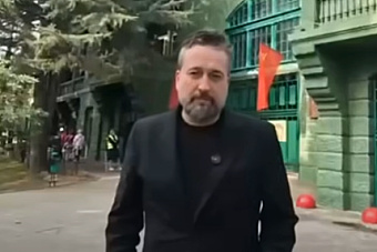 Kde inde si pripomenúť 17. november, tvrdí. Stretol sa aj s Medvedevom