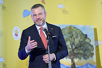 Pellegrini chce otvoriť odbornú diskusiu o obmedzení sociálnych sietí pre deti