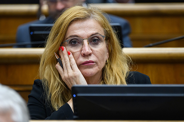 Jana Vaľová sa vzdala poslaneckého mandátu, v parlamente ju nahradí Vladimír Macášek