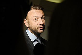 Bohorovný minister vnútra prehral ďalšiu bitku