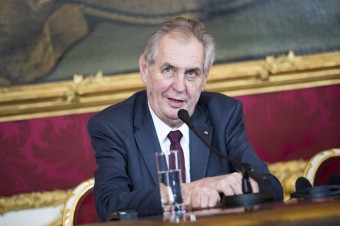 Kyjev si pre Zemanove stretnutie s Rusínmi predvolal českého veľvyslanca