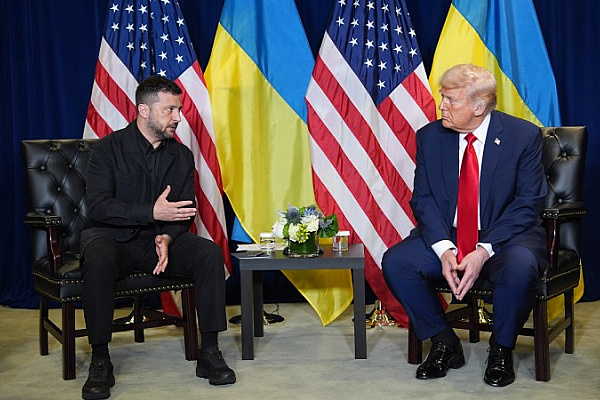 Ženeva priniesla pokrok aj ústupky USA. Trump karhal Kyjev aj Európu s protinávrhom