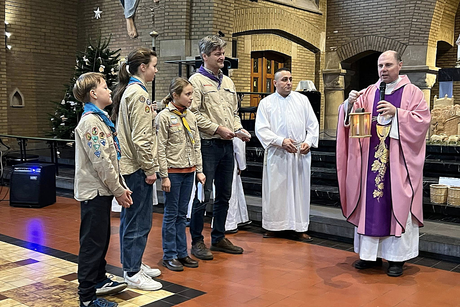 Na pastoráciu exilantov nadviazala pred 20 rokmi slovenská farnosť pár metrov od srdca EÚ