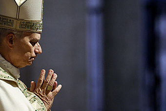 Lev XIV. naplno uchopuje opraty pontifikátu, nechce však ostať osamotený. Musíme si pomáhať, vyzval kardinálov