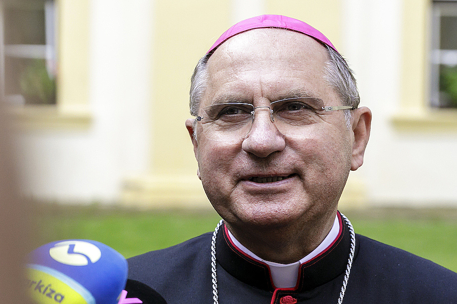Znižovanie trestov za extrémizmus je znepokojivým signálom, hovorí arcibiskup Bober