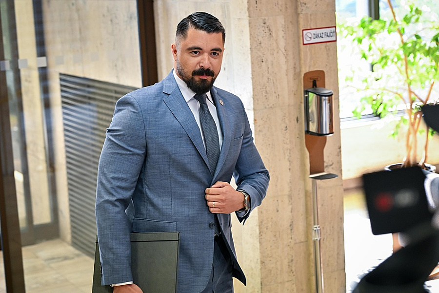 Polícia uzavrela nehodu šéfa SIS Pavla Gašpara ako priestupok