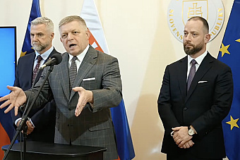 Sú to udavači a gauneri, hovorí Fico. Kaliňák tvrdí, že čurillovci kryli Šimečkovu rodinu