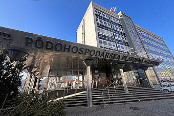 Štát vyplatil dotáciu pol milióna, aj keď firma nedodržala zmluvu, upozorňuje SaS
