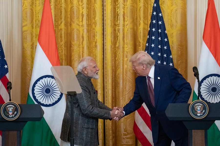Trump chce cez Indiu vyhladovať ruskú ropnú peňaženku. Také jednoduché to však nebude